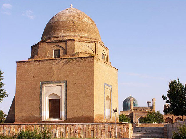 Ruhabad mausoleum