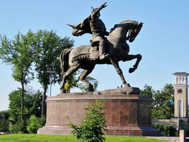 Amir Timur square