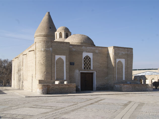 Chashmai-Ayub Mausoleum