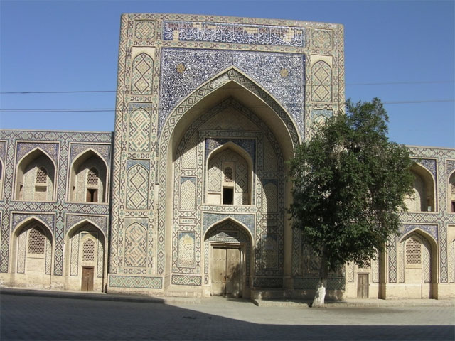 Modari-khan madrasah 